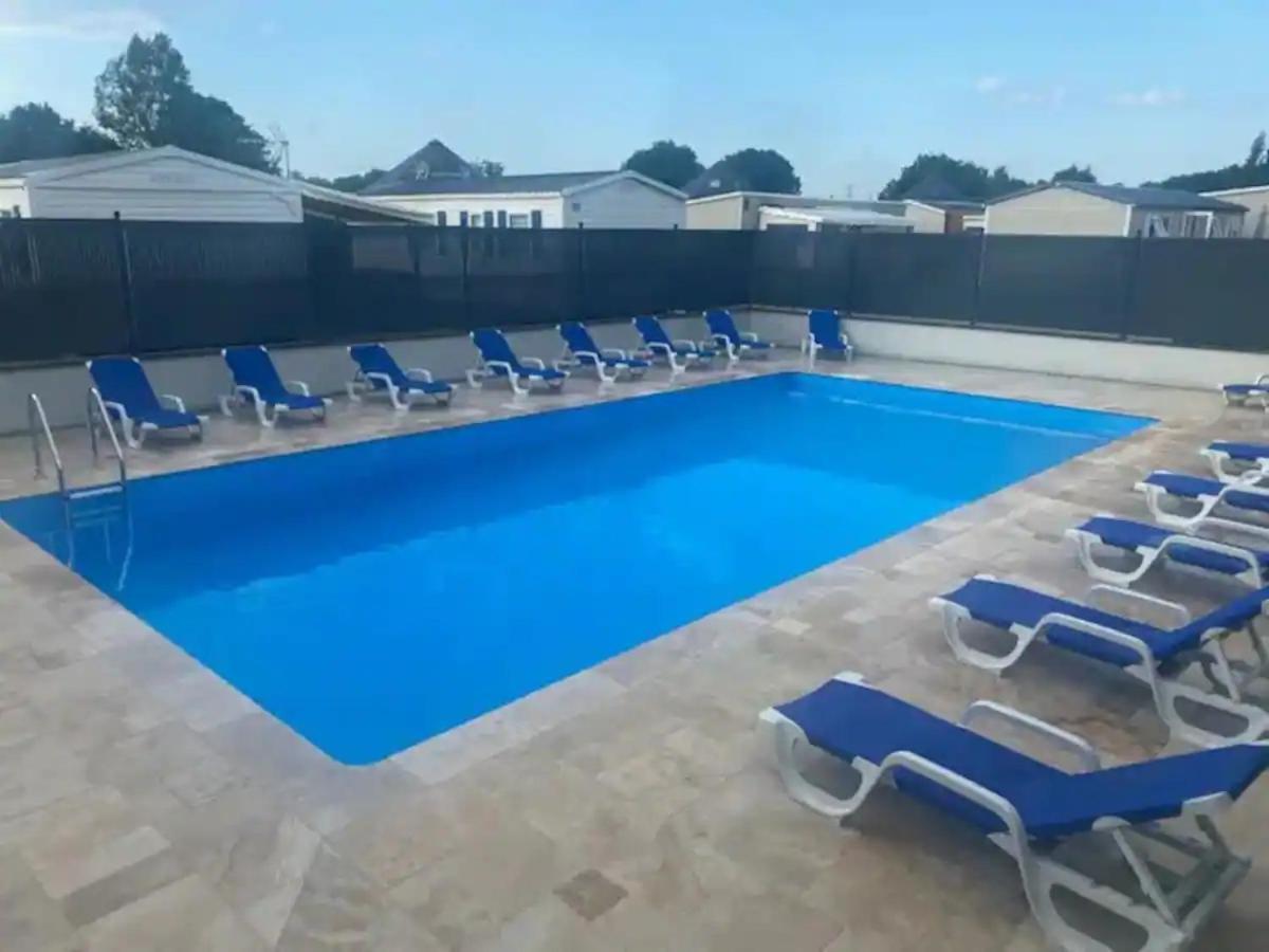 Le Cocooning Hotell Biville-sur-Mer Exteriör bild
